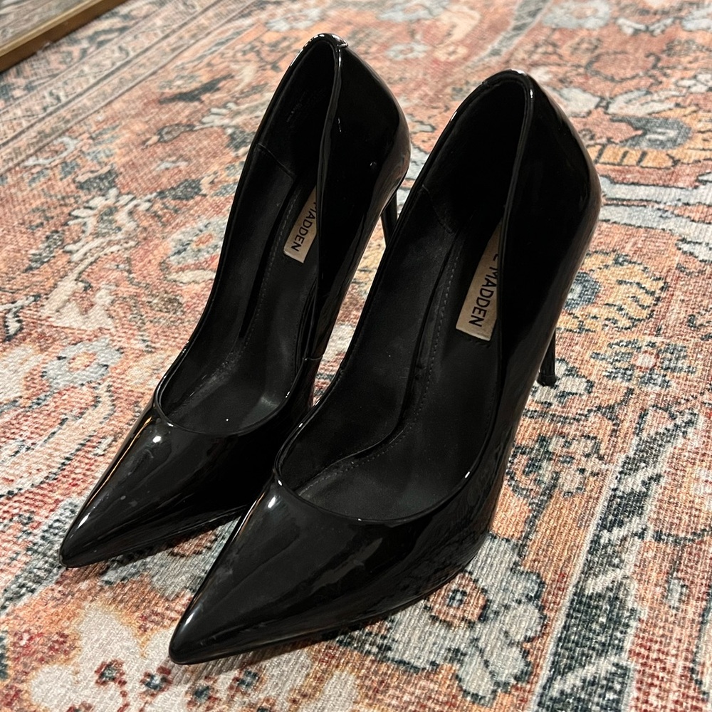 Steve Madden Black Leather Heels Size 7